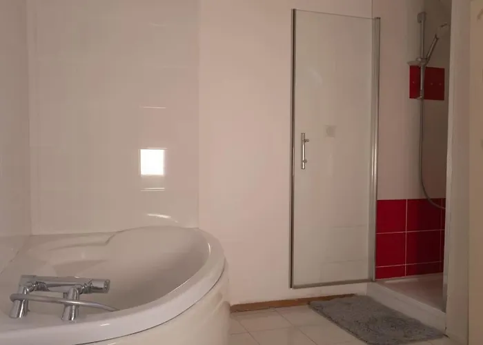 Cholet, En Centre-ville Et Spacieux, Proche Du Parc Du Puy Dufou * 绍莱